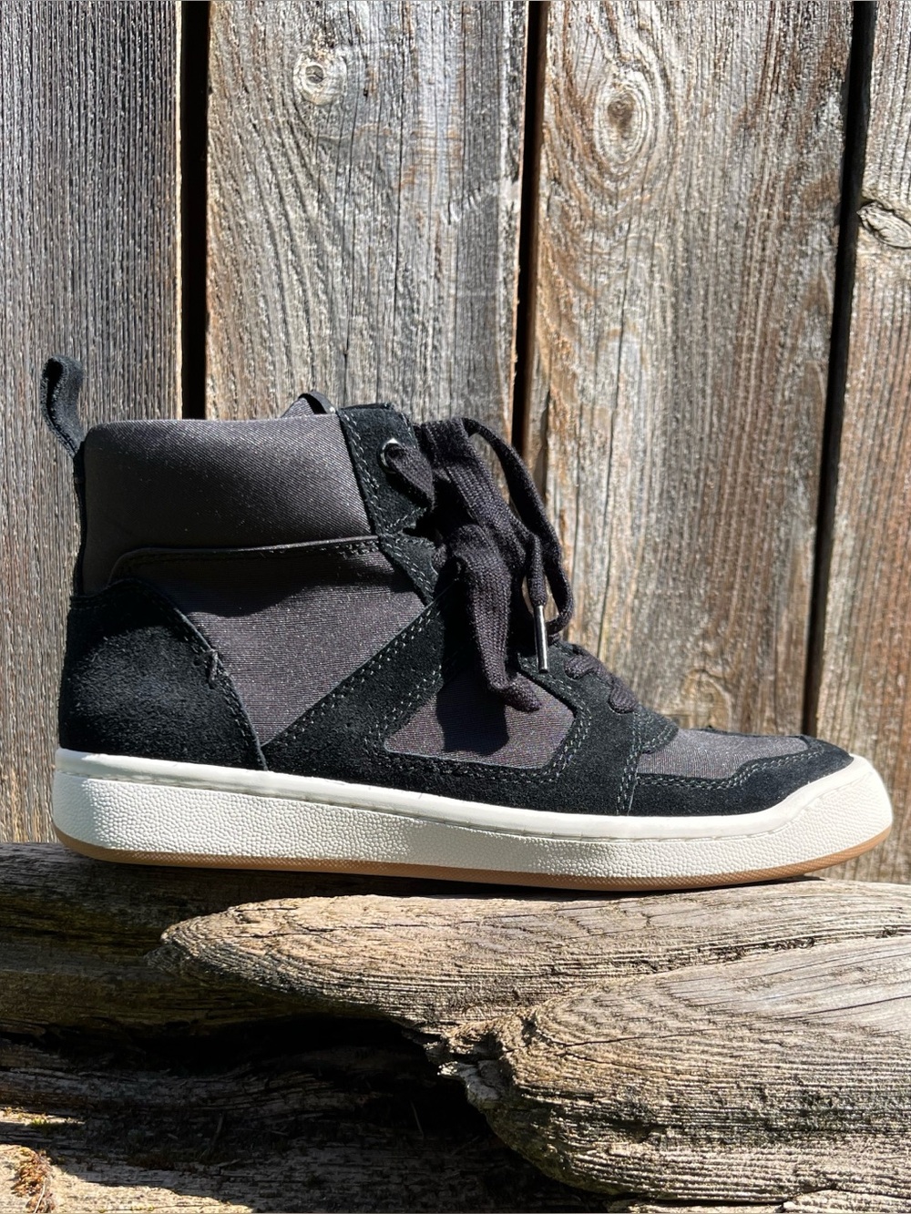 Zodiac Orion black High-Top Sneaker size 7.5
NWOB